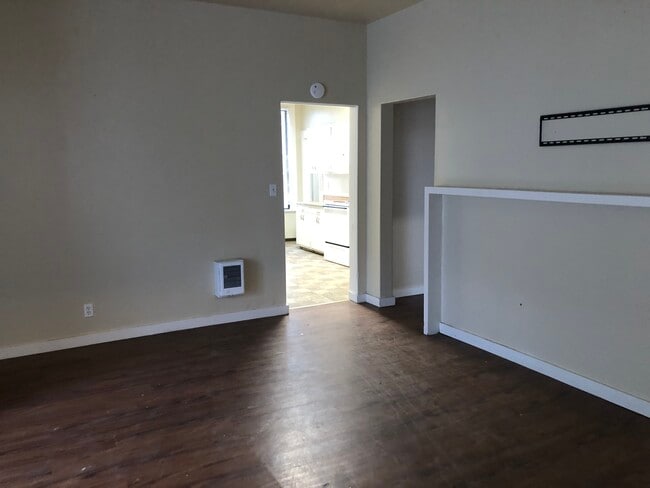 Foto del edificio - 415 NE Howard St