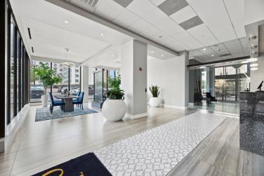 Building Photo - 5150 Hidalgo St