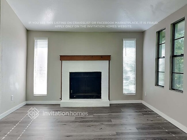 Building Photo - 380 Alpine Dr