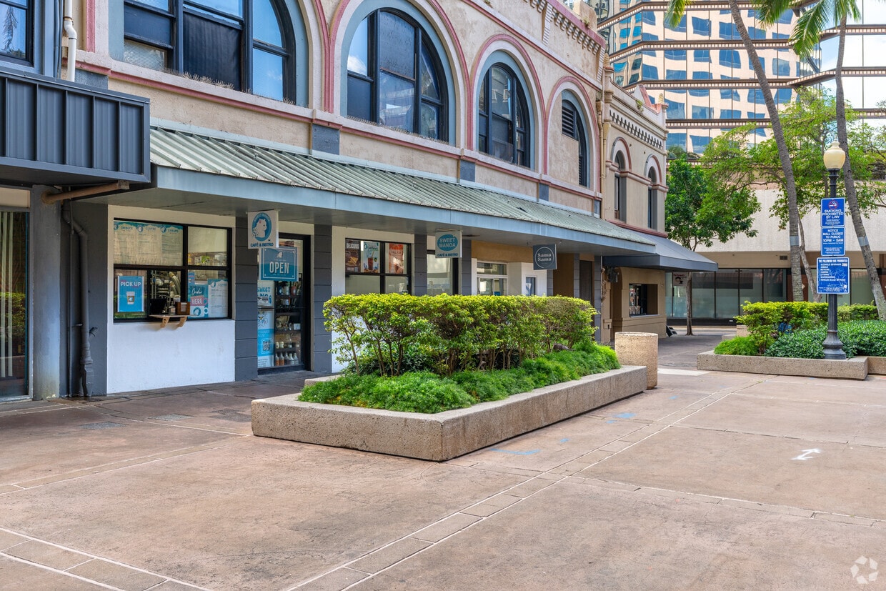 The Residences at Bishop Place - 1132 Bishop St Honolulu, HI 96813 |  Apartments.com