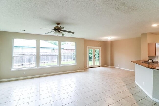 Building Photo - 1628 War Horse Ln