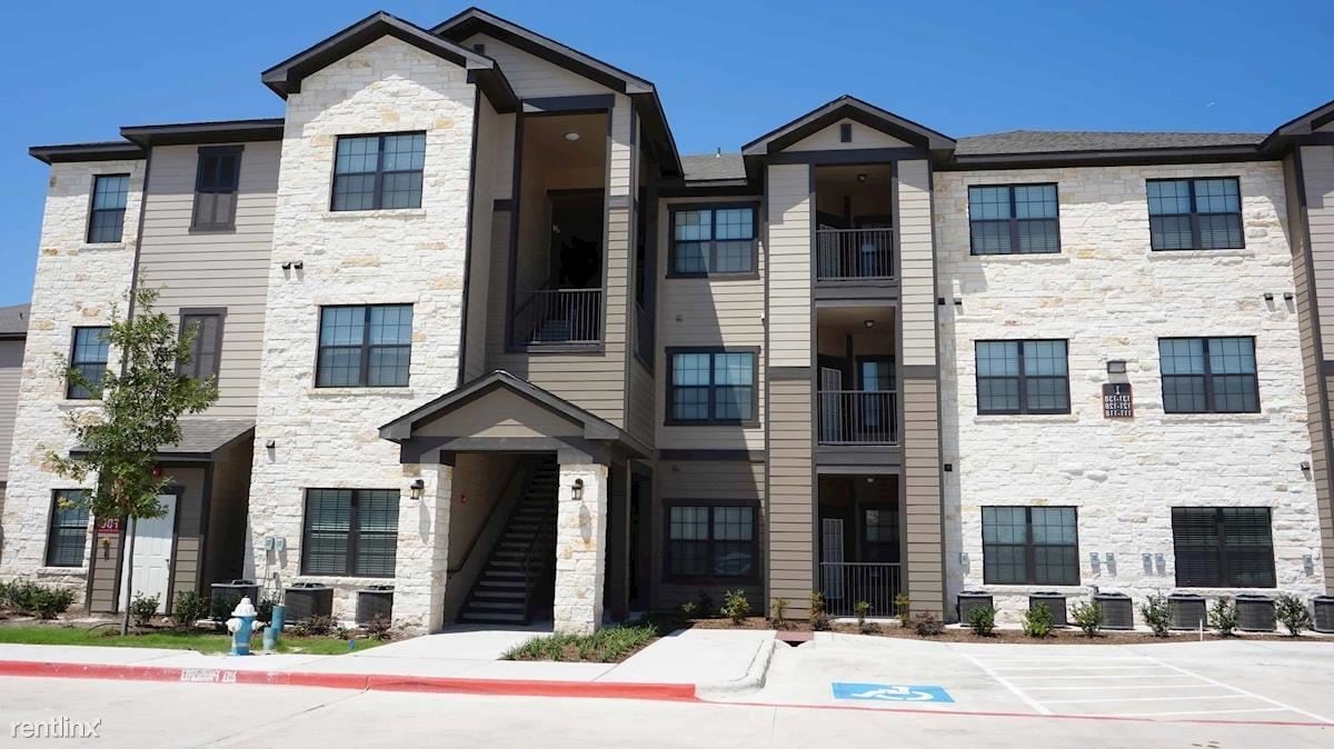 9387 Farm to Market 1960 Bypass Rd W, Humble, TX 77338 Condo for Rent