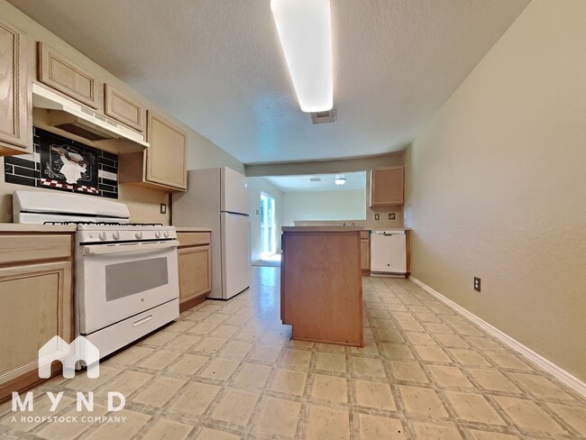 Foto del edificio - 22702 Sherioaks Ln