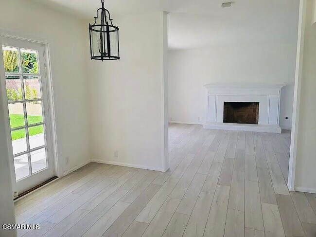 Foto del edificio - 1574 Norwich Ave