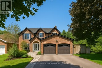 Building Photo - 241 Lake Driveway W
