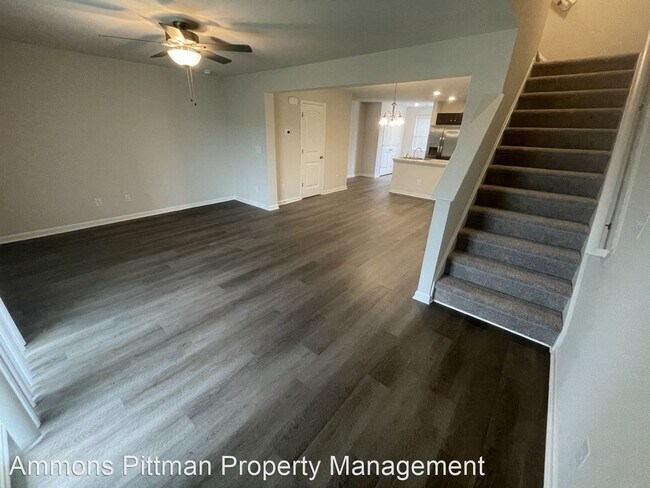 Building Photo - 3 br, 2.5 bath House - 1077 Peony Lane