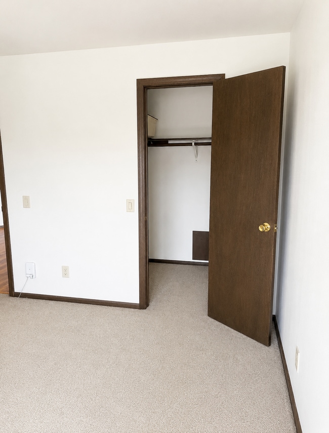 Interior Photo - Dale Street Apartments