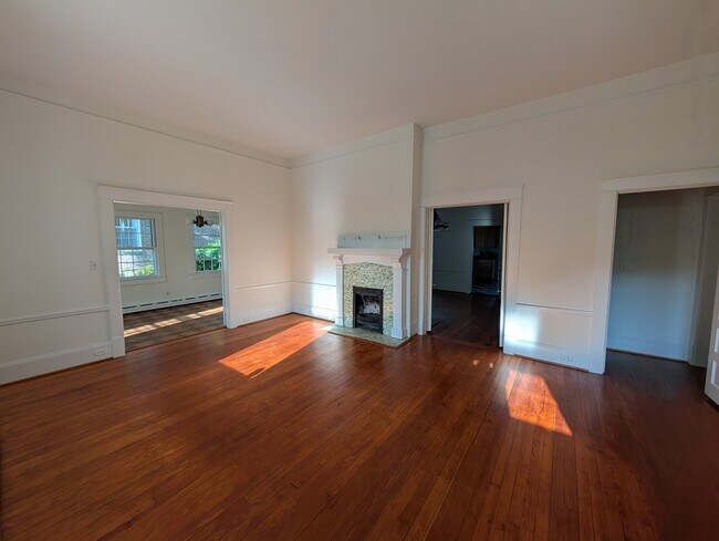 Sala de estar - 809 Simpson St