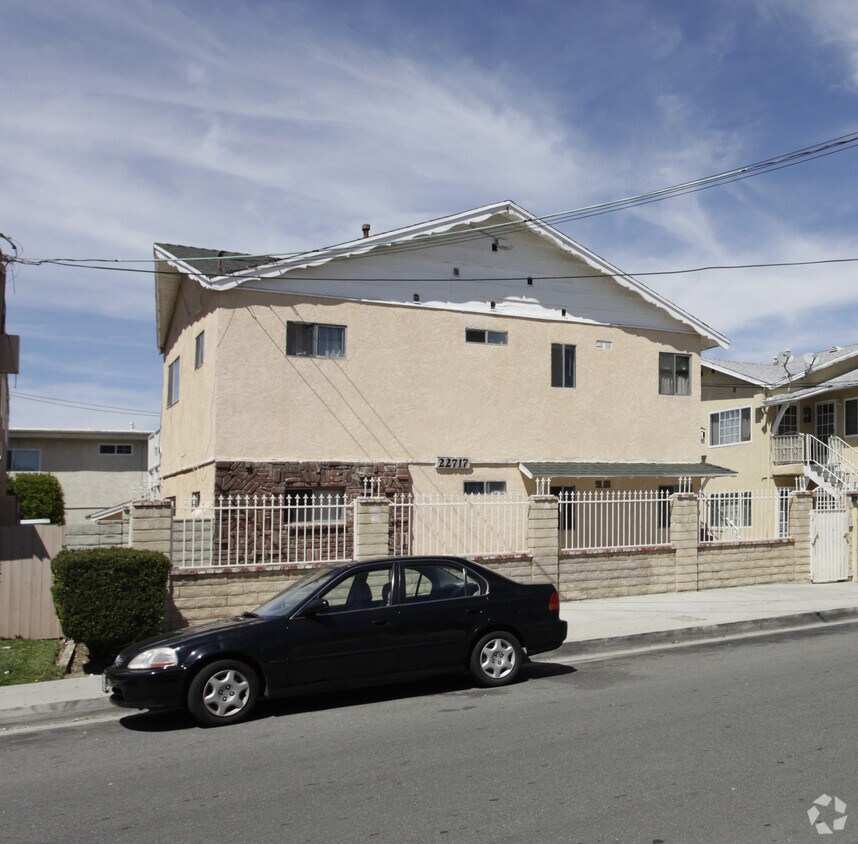 Primary Photo - 22717 14th St