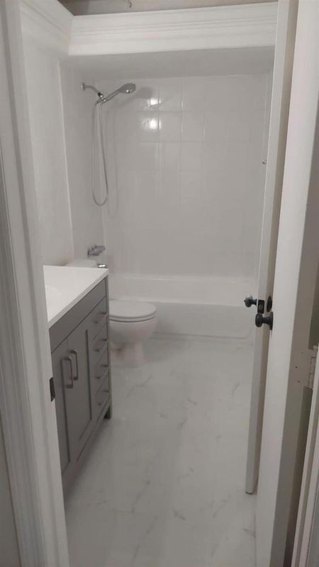 Foto del edificio - 3026 E Missionwood Cir