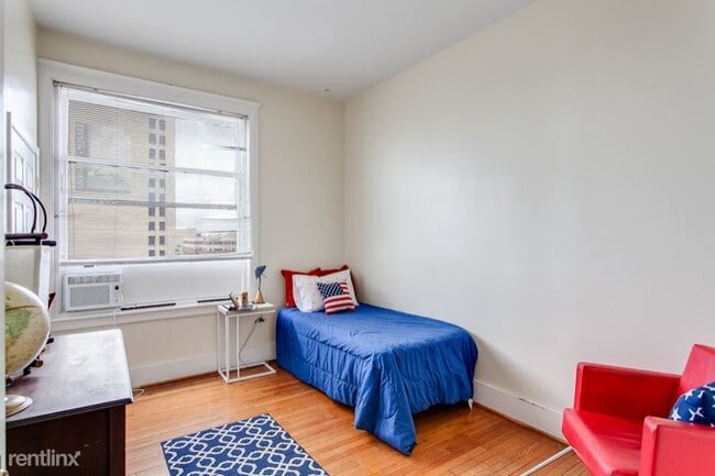Building Photo - 2 br, 1 bath Apartment - 709 S 3rd St