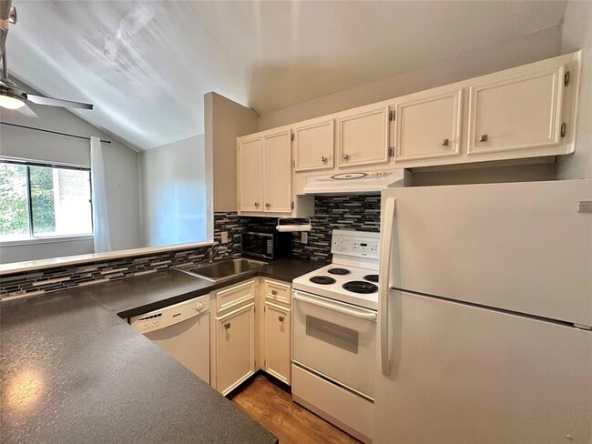 Foto del edificio - 4411 Guadalupe St