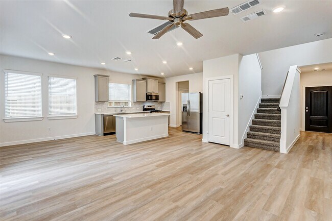 Foto del edificio - 17127 Walden Lk Ln