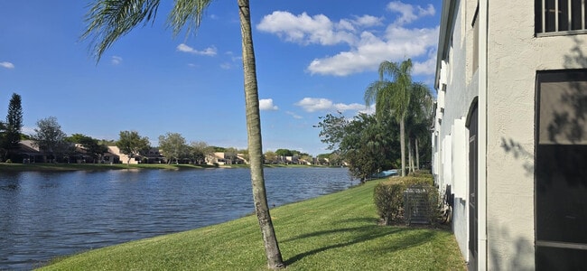 Foto del edificio - 11975 NW 11th St