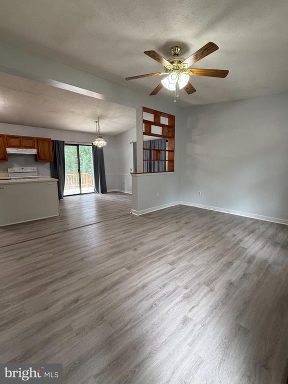 Building Photo - 12129 Tall Pine Trail