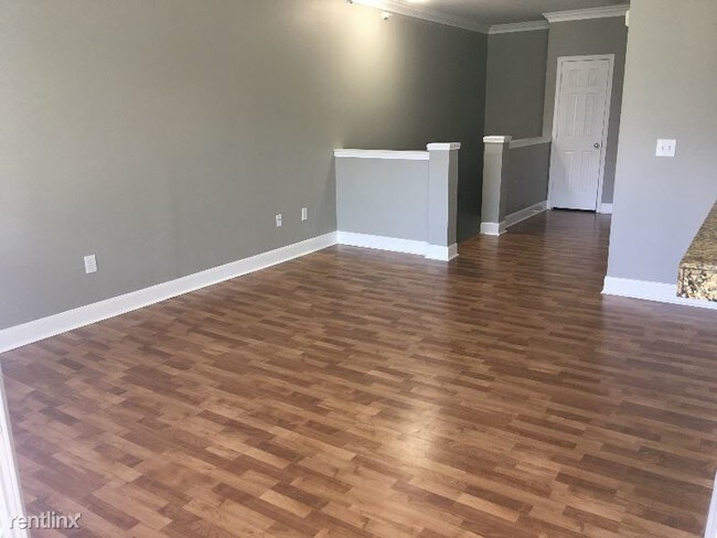 Building Photo - 11628 Tomahawk Creek Pkwy