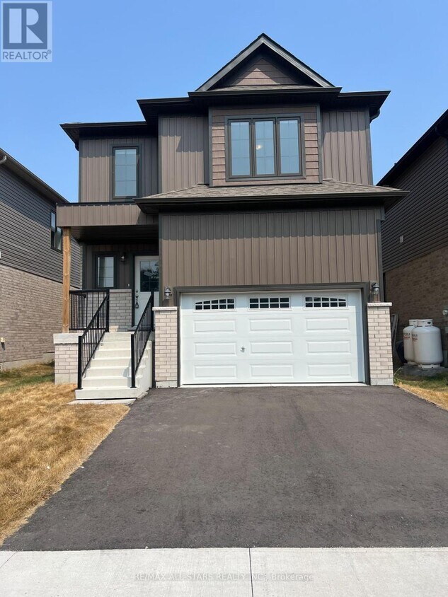 Photo principale - 18 Hillcroft Wy