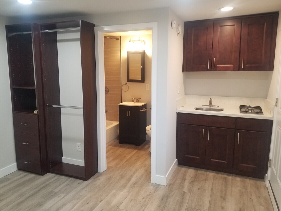 3523 E 58th St Maywood, CA 90270 Alquileres en Maywood, CA