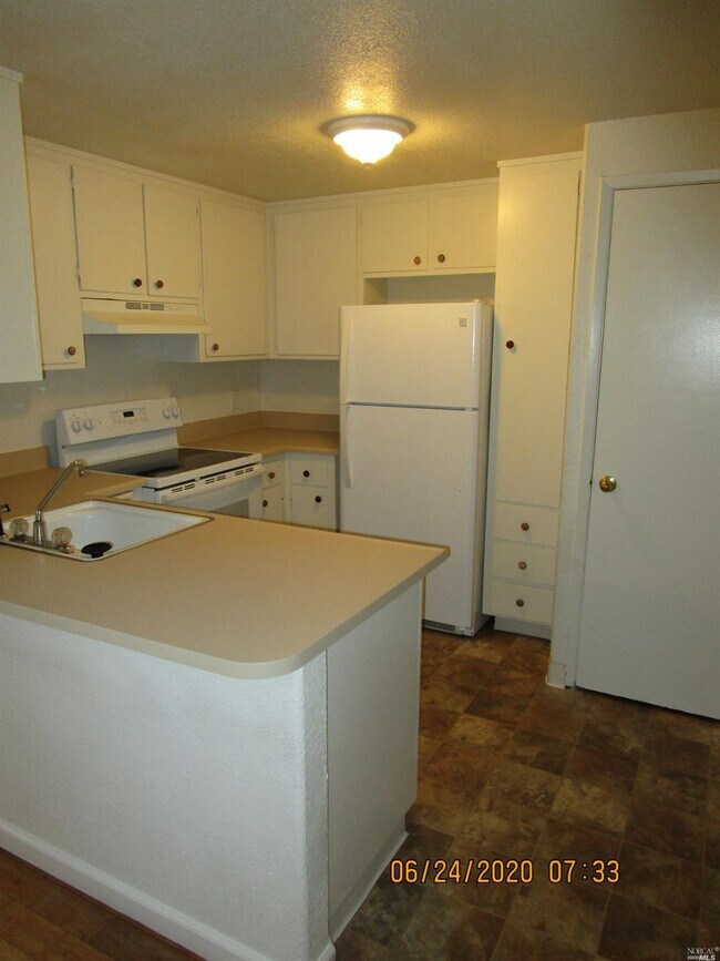 Building Photo - 39 El Basset Ct