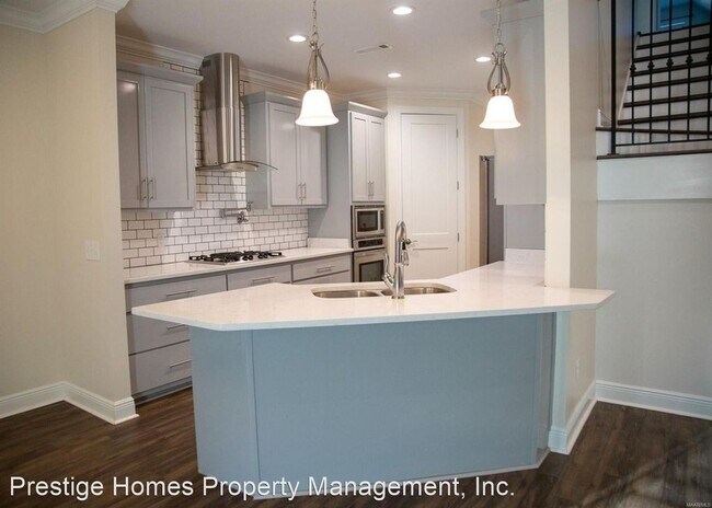 Foto del edificio - 5 br, 3 bath House - 113 Oxford Street
