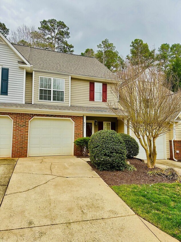 Primary Photo - Townhouse / Stoney Creek