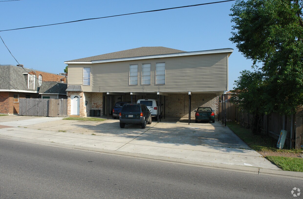 Primary Photo - 5133 W Esplanade Ave