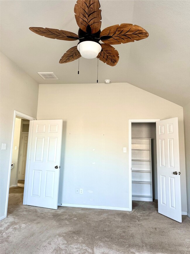 Building Photo - 2215 Hidden Embers Path