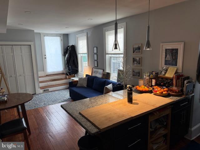 Building Photo - 4227 Station St