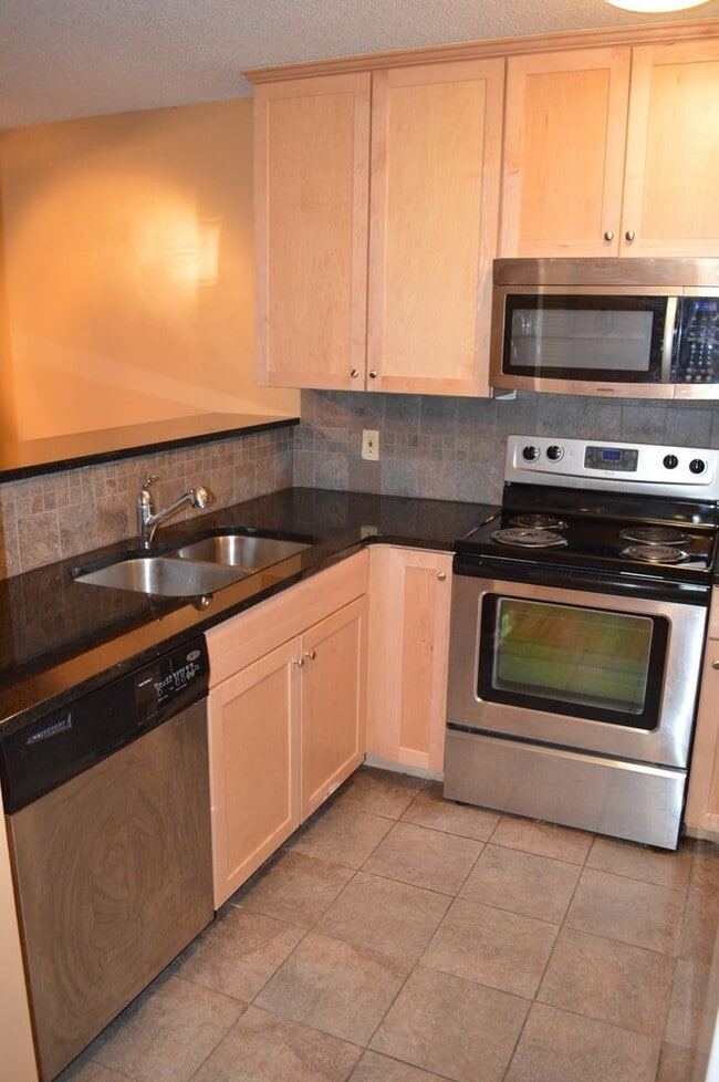 Photo - 2 Bedroom, 2 Bathroom Apartment in Cedarwood