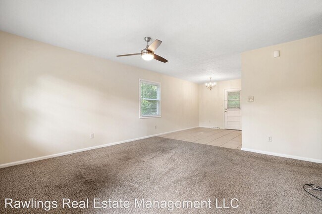 Foto del edificio - 3 br, 1.5 bath House - 5 Evelake Drive