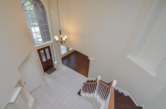 Foto del edificio - 20735 Fawnbrook Ct