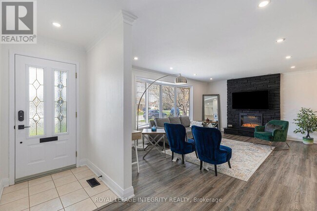 Building Photo - 19 Sherry Ln