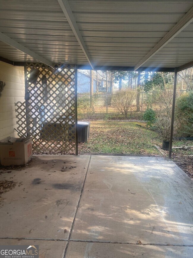Foto del edificio - 4002 Hawthorne Cir