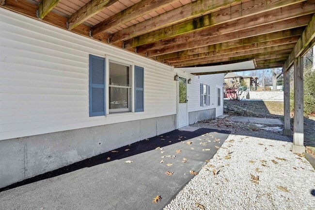 Building Photo - 103 Portsmouth Ave