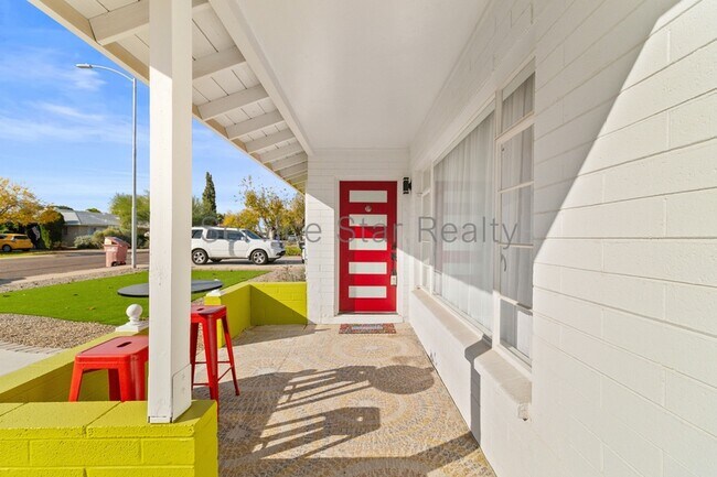 Foto del edificio - 8240 E Edgemont Ave