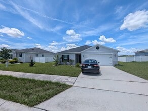 Building Photo - 2425 Begonia St