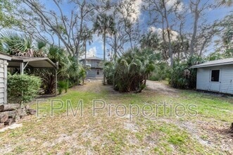 Building Photo - 11255 Fort George Rd