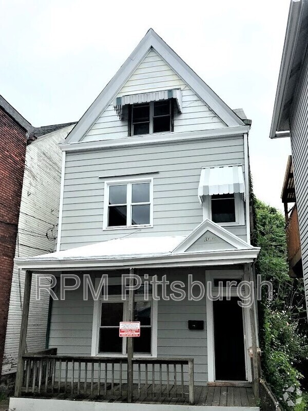 Building Photo - 3108 Niagara St