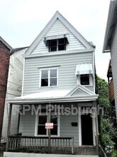Building Photo - 3108 Niagara St