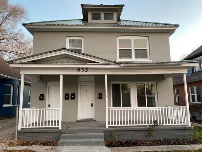 Building Photo - 635 23rd St
