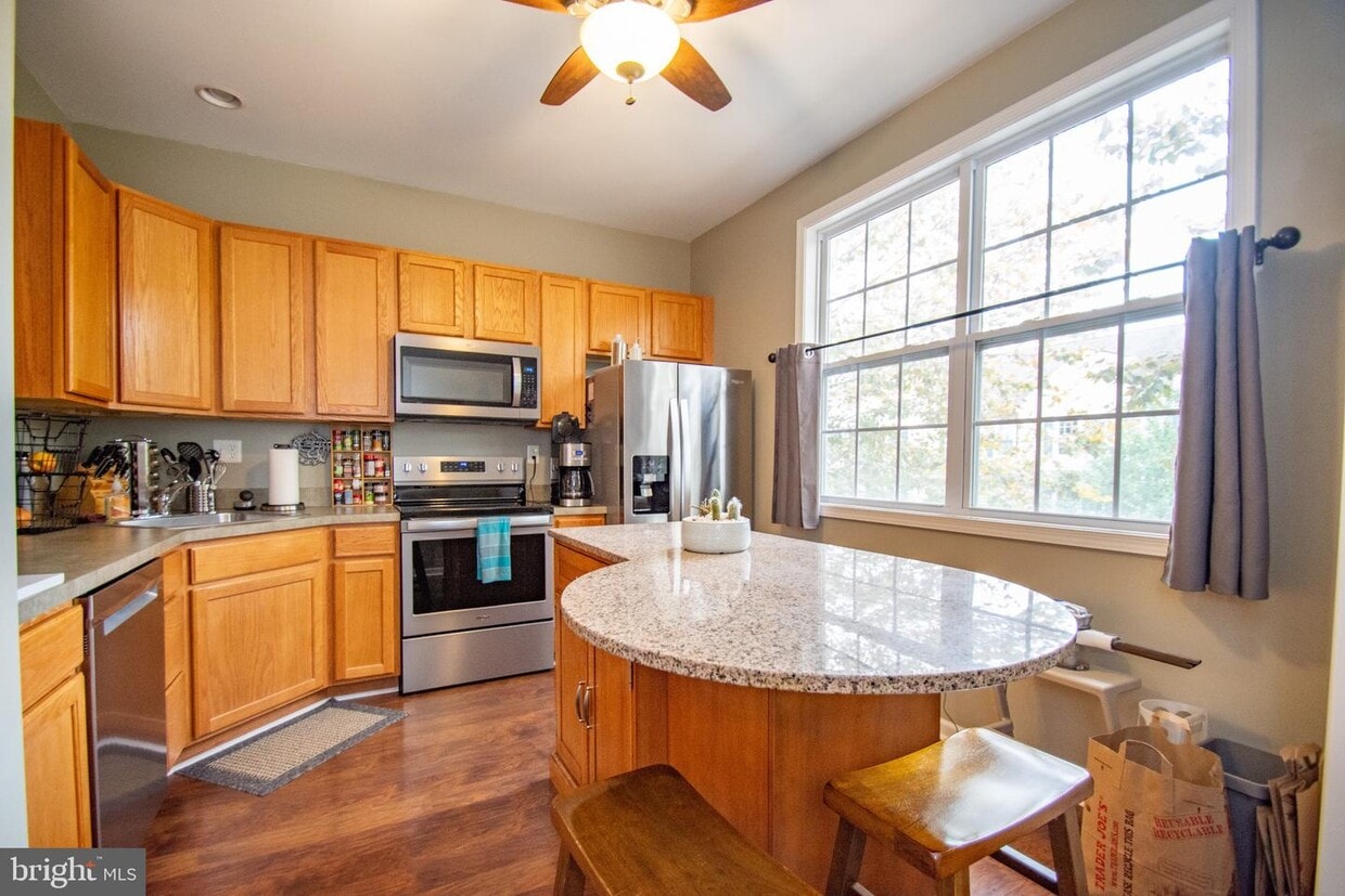 487 Onward Ave, Phoenixville, PA 19460 Townhome Rentals in Phoenixville PA