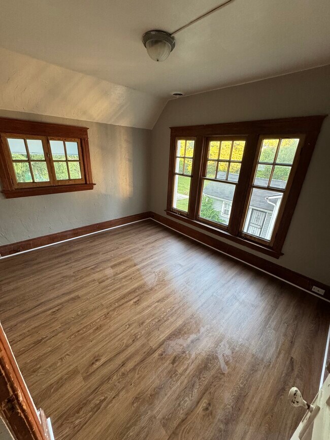 Dormitorio - 807 Avon St