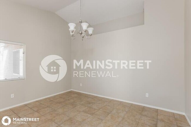 Building Photo - 3610 W Via Del Sol Dr, Glendale, AZ 85310