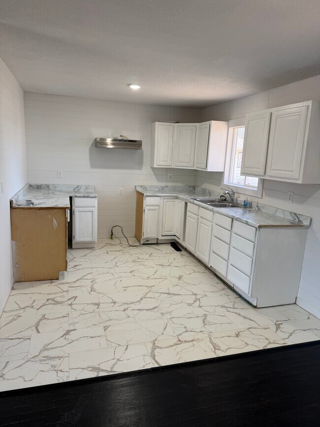 Foto del edificio - 1825 G St NW