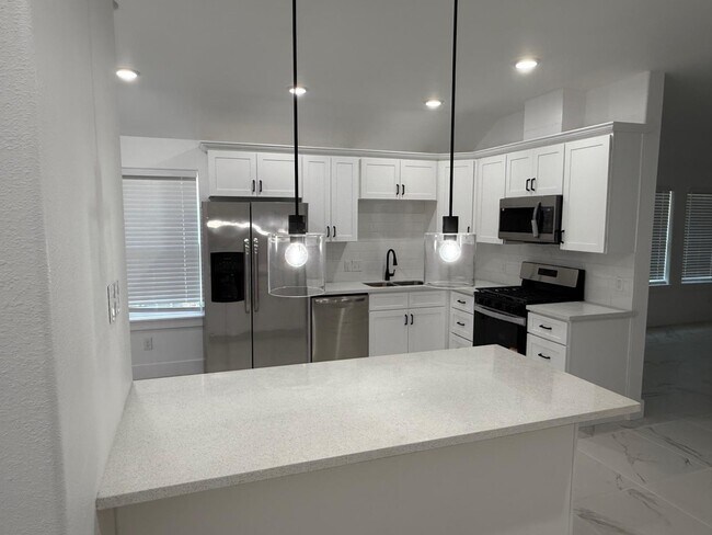 Foto del edificio - 5224 Kendall Glen Ct