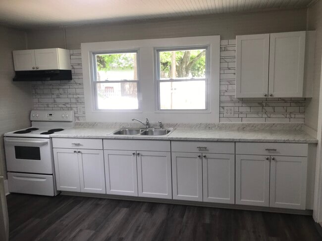 Building Photo - 506 Pickens St