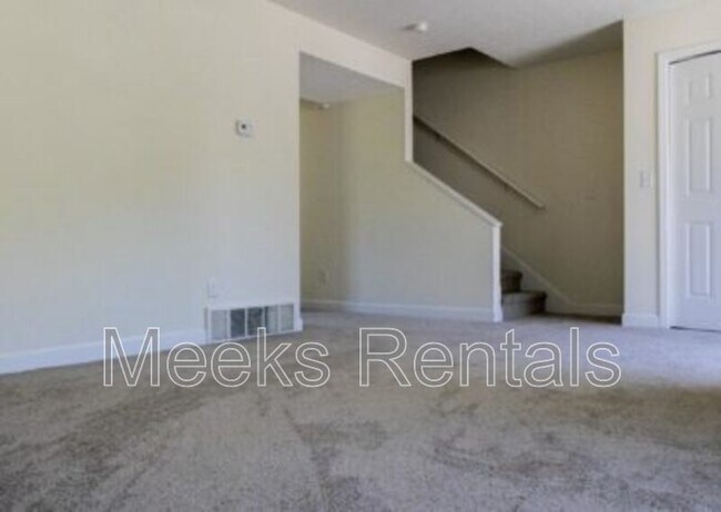 Foto del edificio - 448 Mill Rd