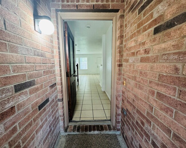Foto del edificio - 13126 Bentcrest Ct