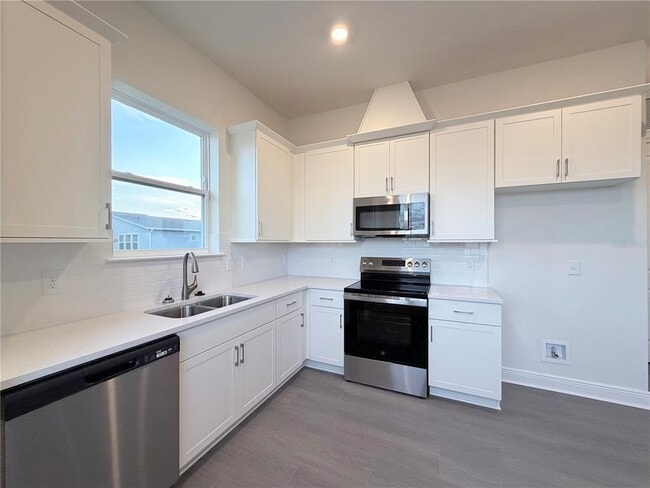 Building Photo - 10106 FIDLEY Aly