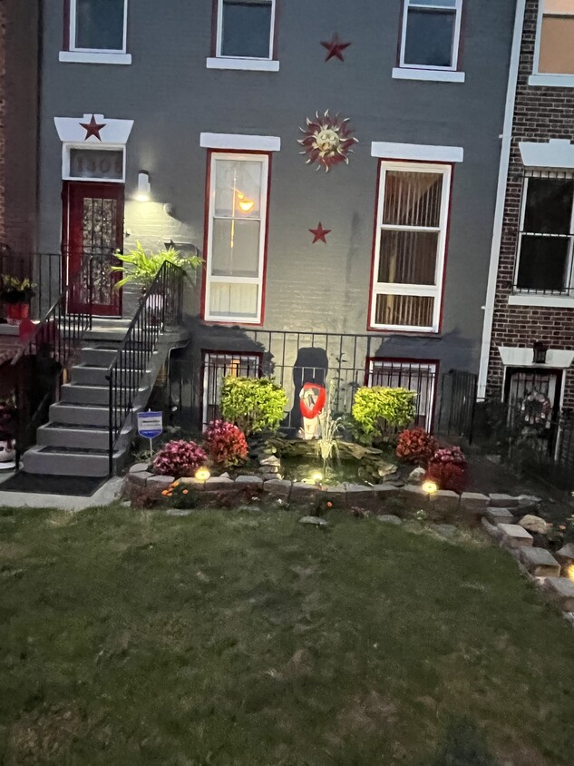 Primary Photo - 1306 Kenyon St NW